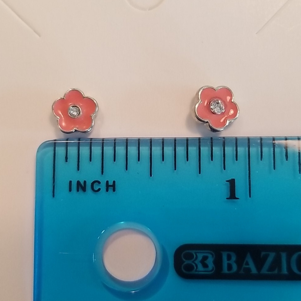 Flower Earrings - Picture 3 of 3